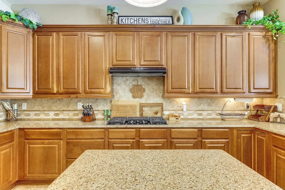 Pool, Hot Tub, Toys! Family Home, 4 Mi to Luke AFB