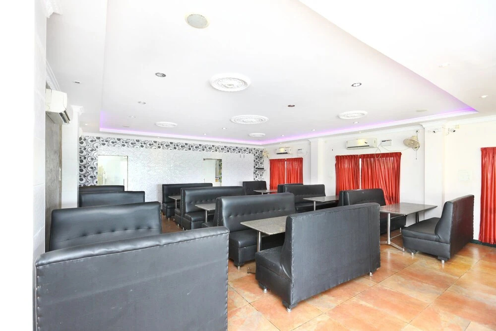 OYO spot on 10184 Kamadhenu Lodge