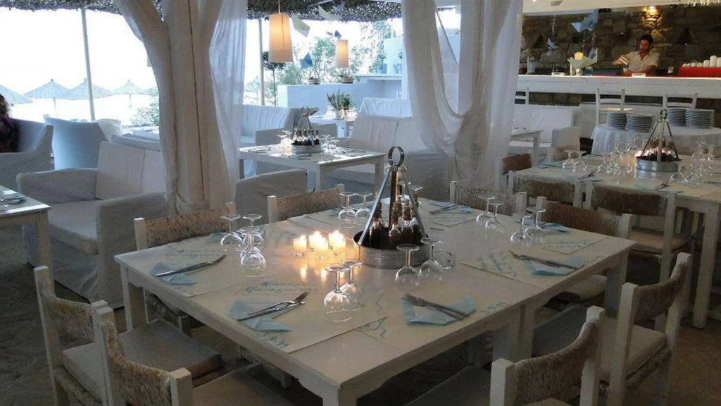 Tinos Beach Hotel