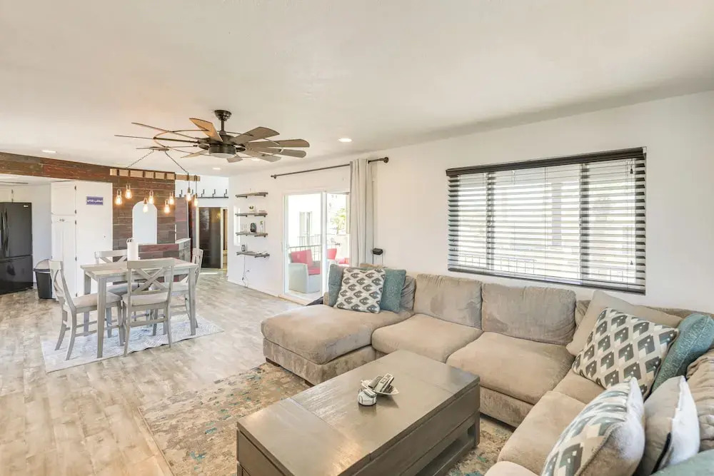 2 Mi to Lake Havasu & Dtwn: Home w/ Game Room!