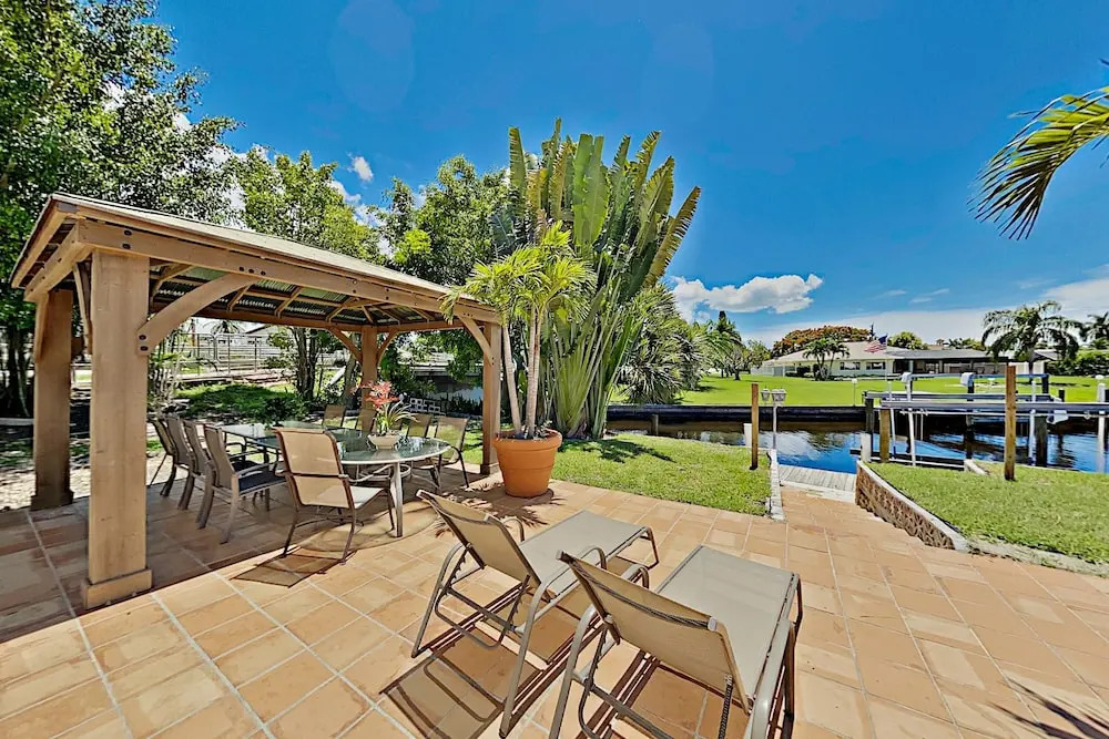 1458viki 7 Bedroom Home