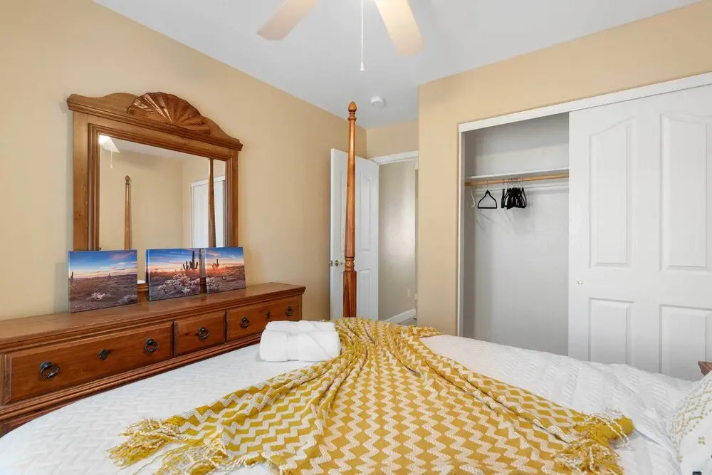 Backyard Oasis! Group-friendly San Tan Valley Home