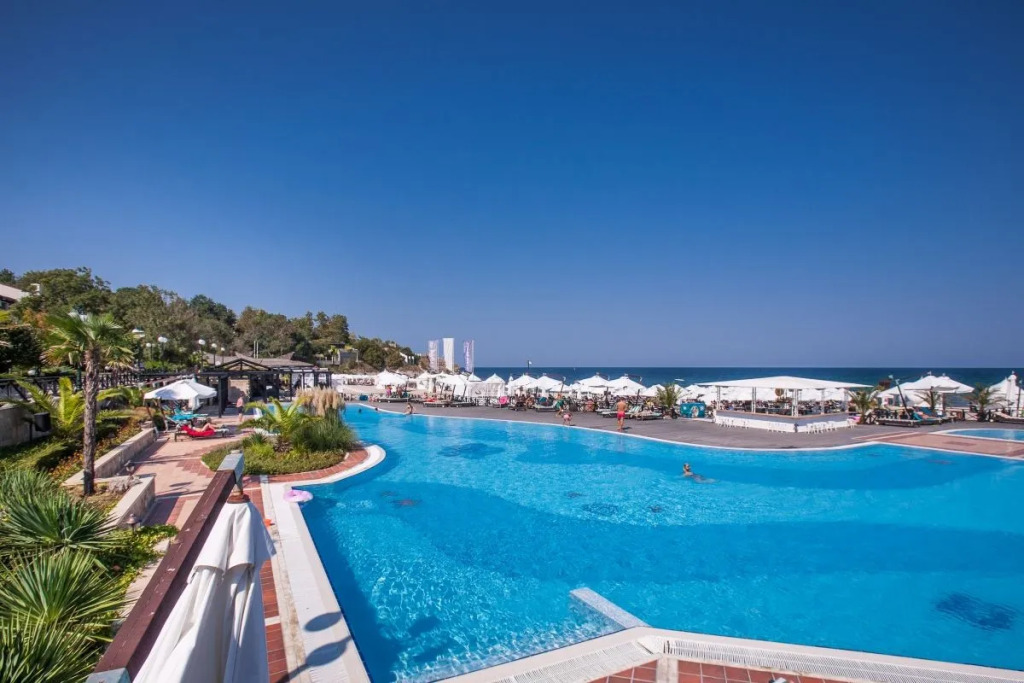 Oasis Resort Lozenets