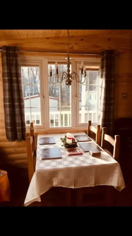 Eagle lodge