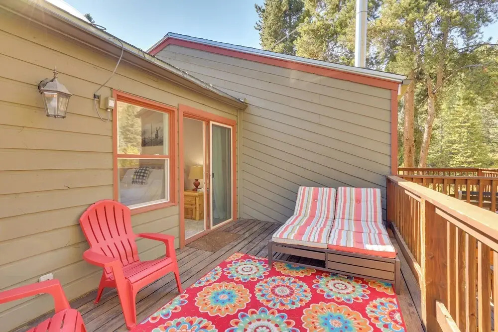 1 Mi to Main St: Breckenridge Retreat w/ Hot Tub!