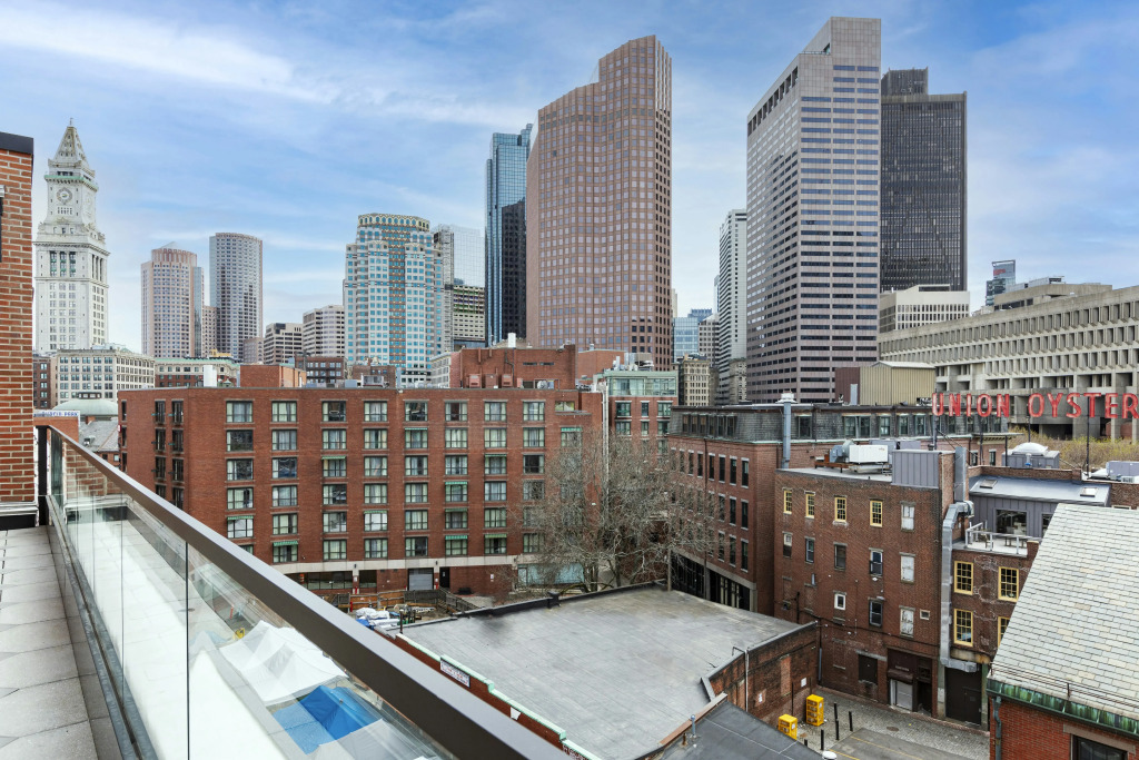 Canopy By Hilton Boston Downtown