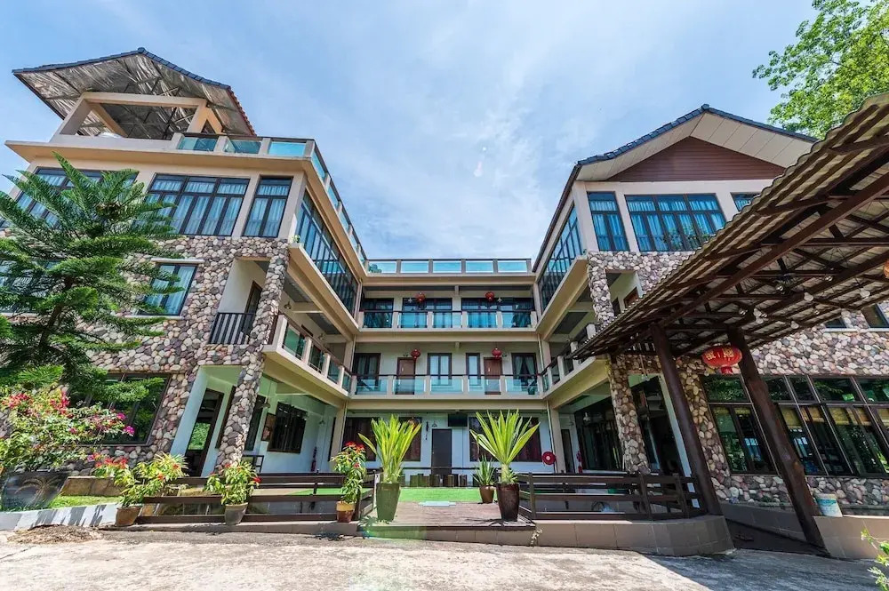 Bentong Wellness Resort Uphill 8Room 40Pax by Verano Homestay