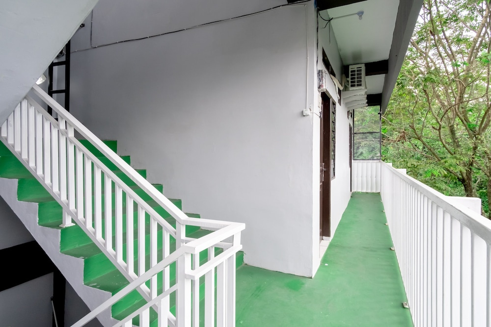 OYO 1634 Dom Residence
