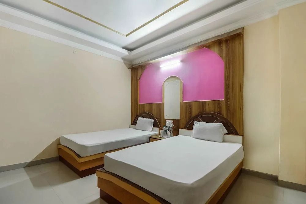 OYO 60859 Hotel C K International