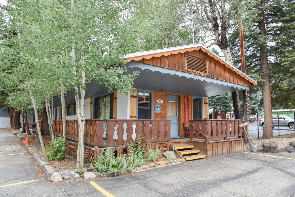 Alpine Lodge Red River