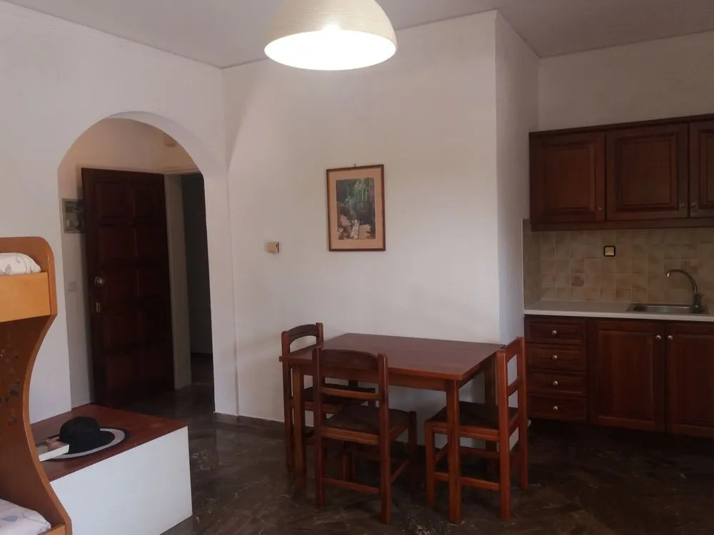 Elpida Apartments