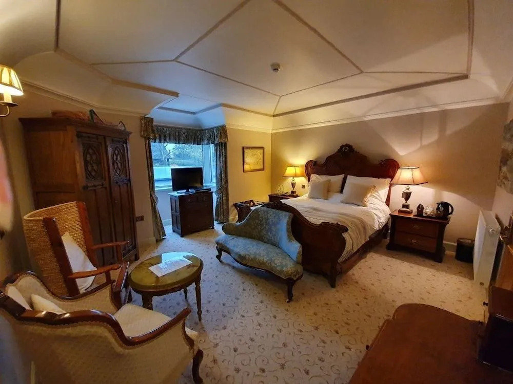 Lynnfield Hotel