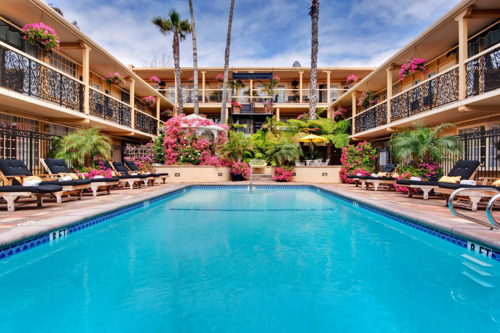 Holiday Inn Laguna Beach