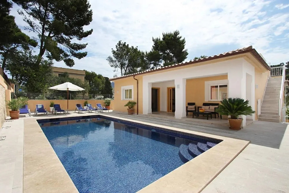 Villa - 4 Bedrooms with Pool and WiFi - 103196