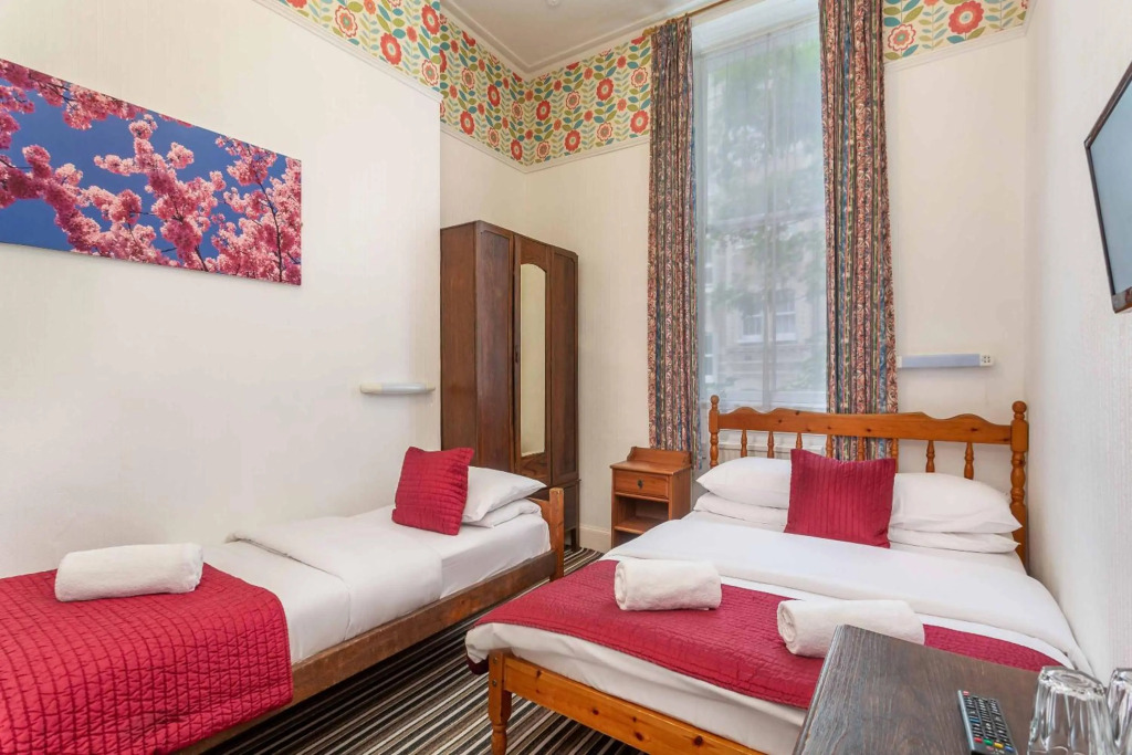 St Athans Hotel