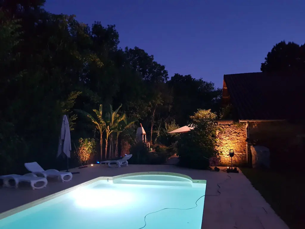 Large farmhouse with private garden