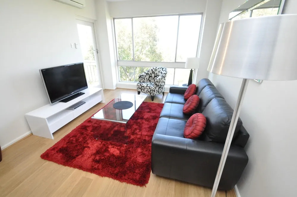 Neutral Bay 63 Ben Furnished Apartment