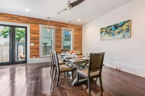 Luxury Loft-Style 3BR Townhouse by Hosteeva
