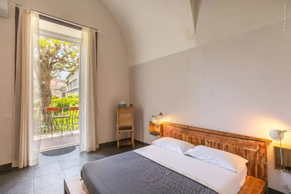 The Bellini House by House In Naples