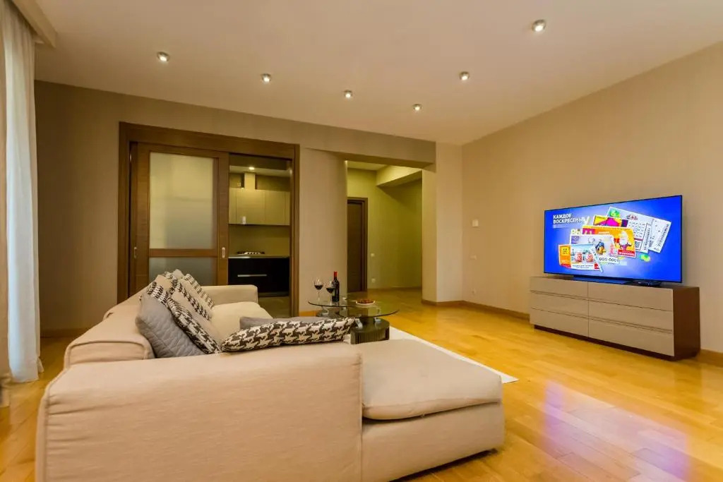 Central Cosy 5BD-5BATH Apartment