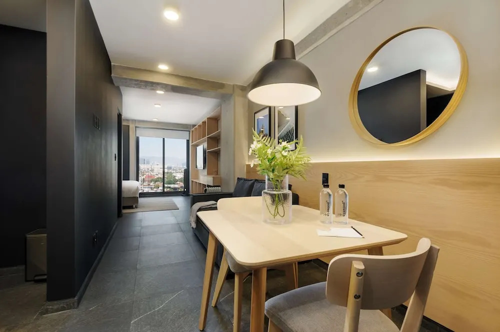 w Amazing Snug 1BR w Balcony in Tabacalera
