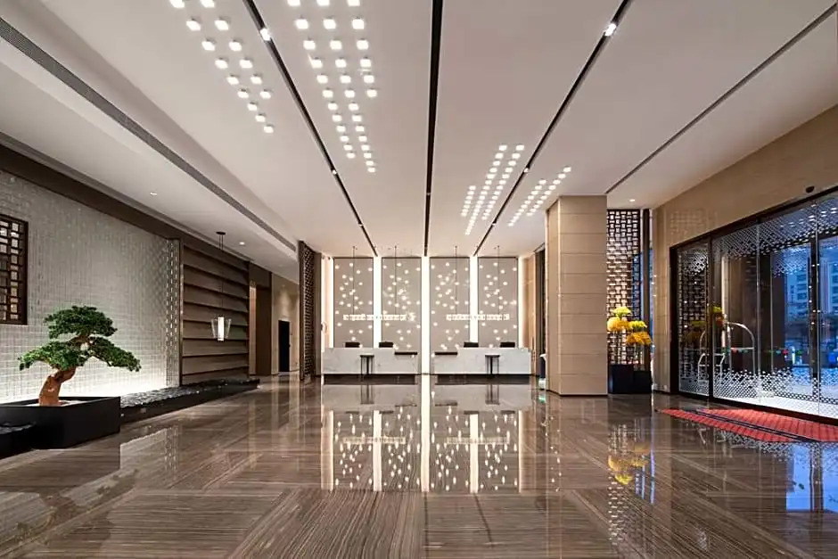 Hampton by Hilton Shantou Railway Station