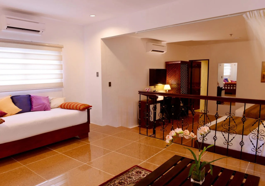 Boracay Summer Palace Hotel