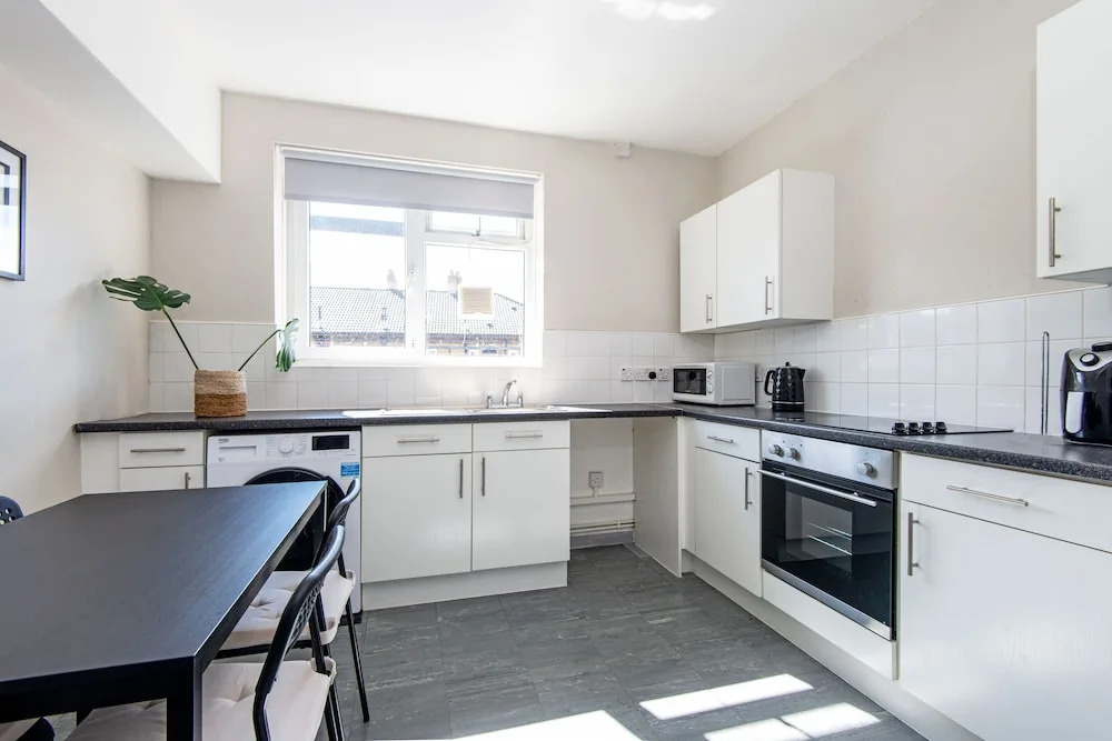 One Bedroom Apartment