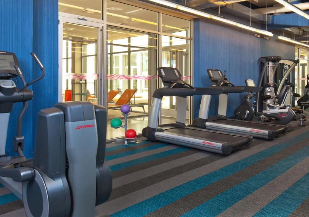 Aloft by Marriott Bolingbrook