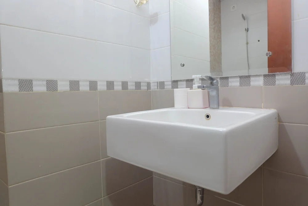 Elegant And High Floor 2Br Apartment At Royal Olive Residence