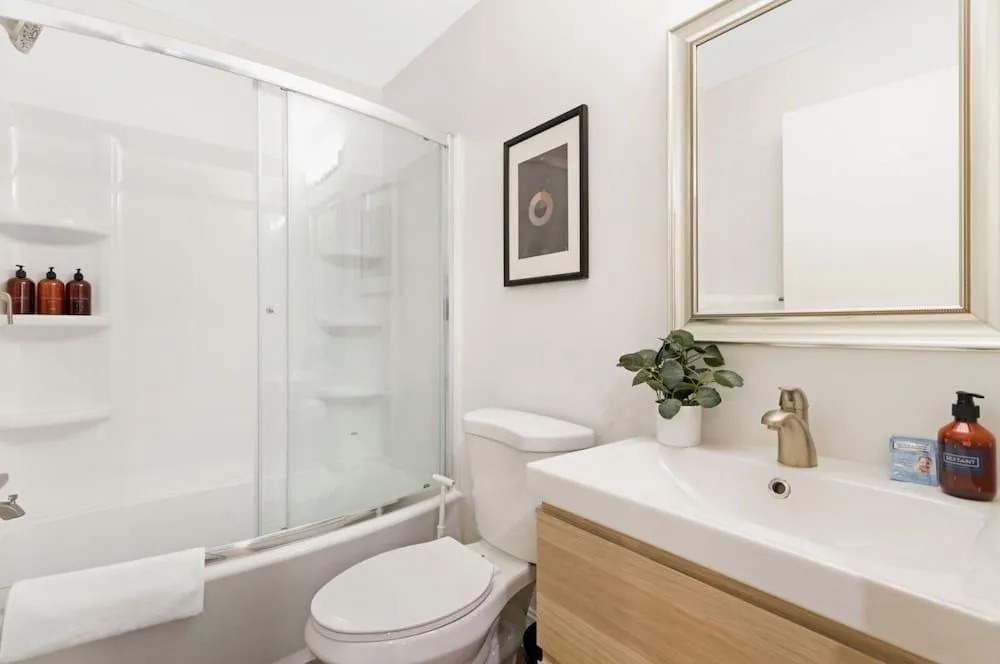 Roami at Clematis Street Lofts