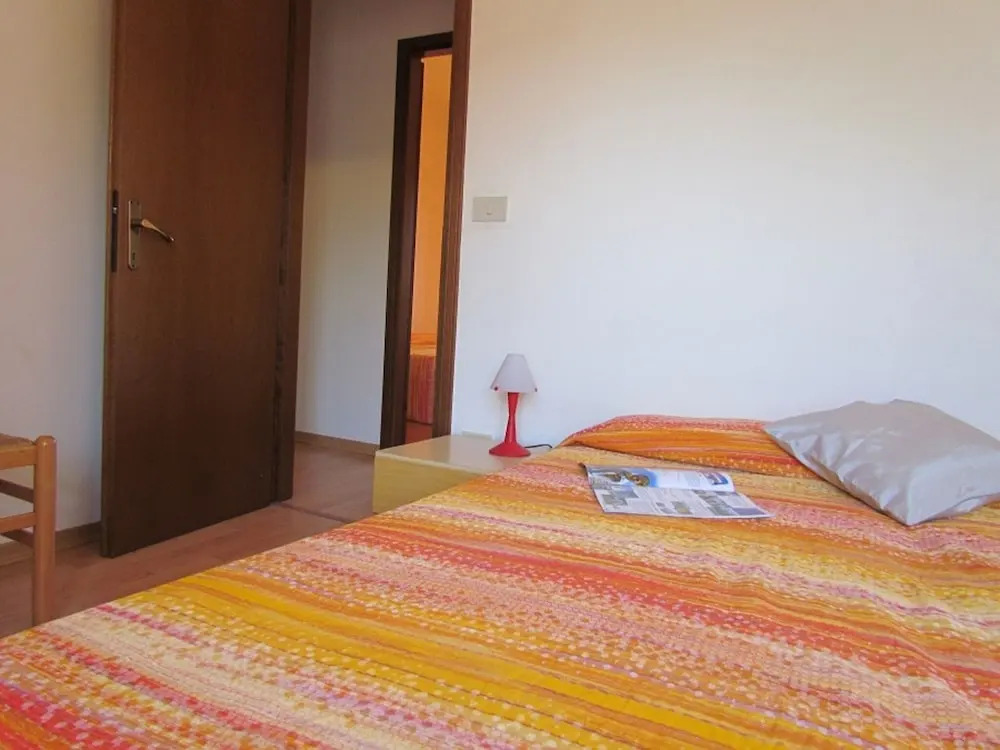 Comfy Flat for Pool's Lovers - Beahost
