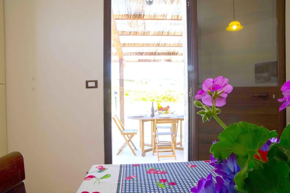 Chalet With one Bedroom in Ballata, With Wonderful Mountain View, Enclosed Garden and Wifi - 20 km From the Beach