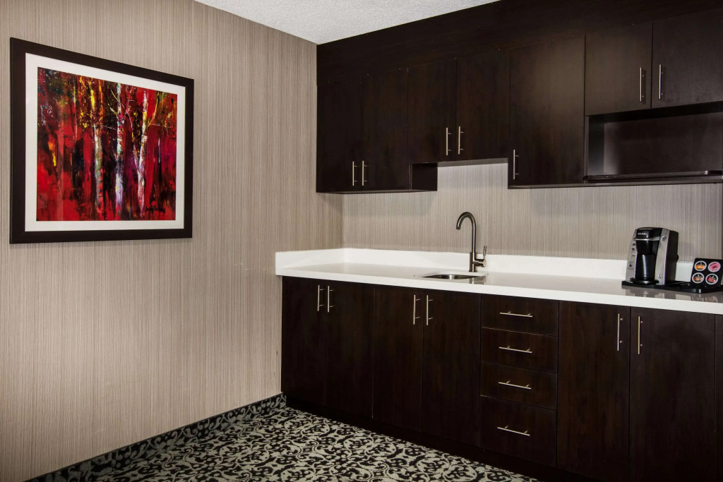 Ramada by Wyndham Jacksons Point