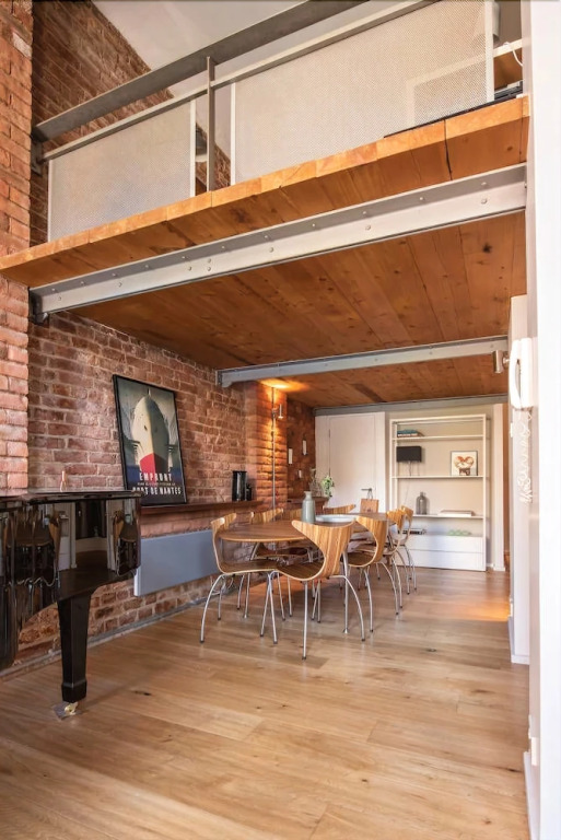 Stylish 2 Bed Duplex Flat in Castlefield