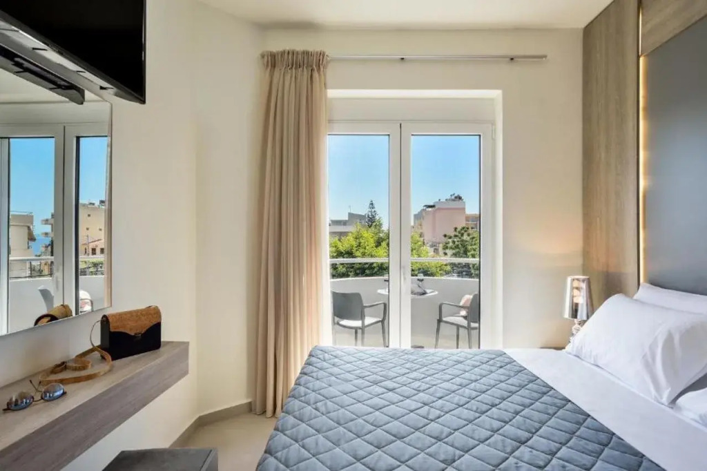 Elia Residences