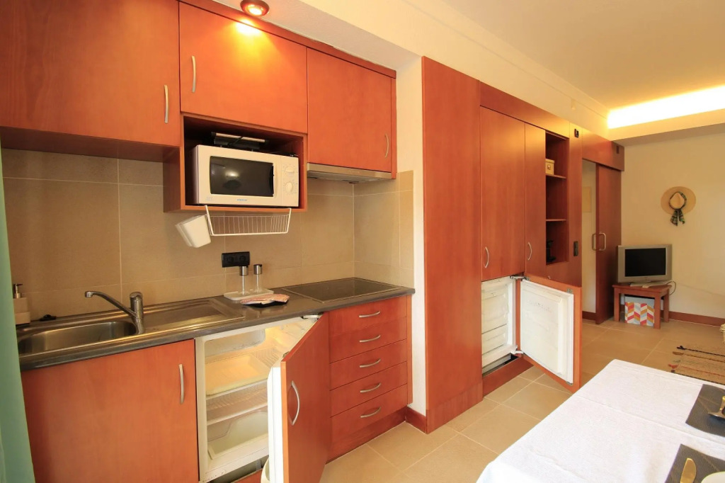 Vilamoura Cosy 3 With Pool by Homing