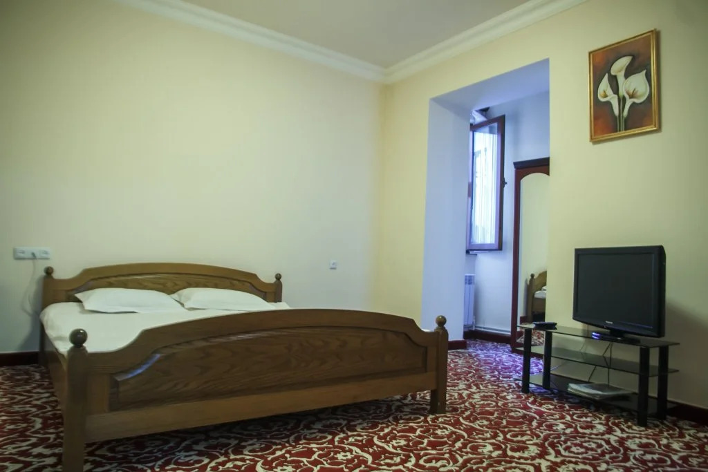 Sil Plaza Hotel