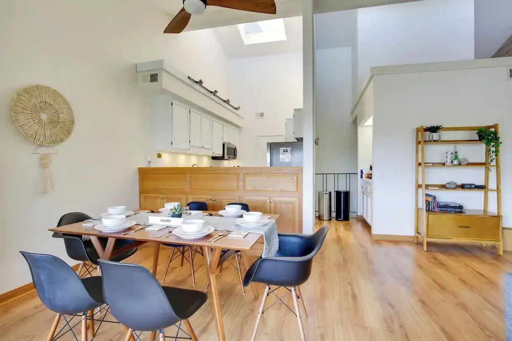 La Mesa Townhome: 15 Mi to San Diego!