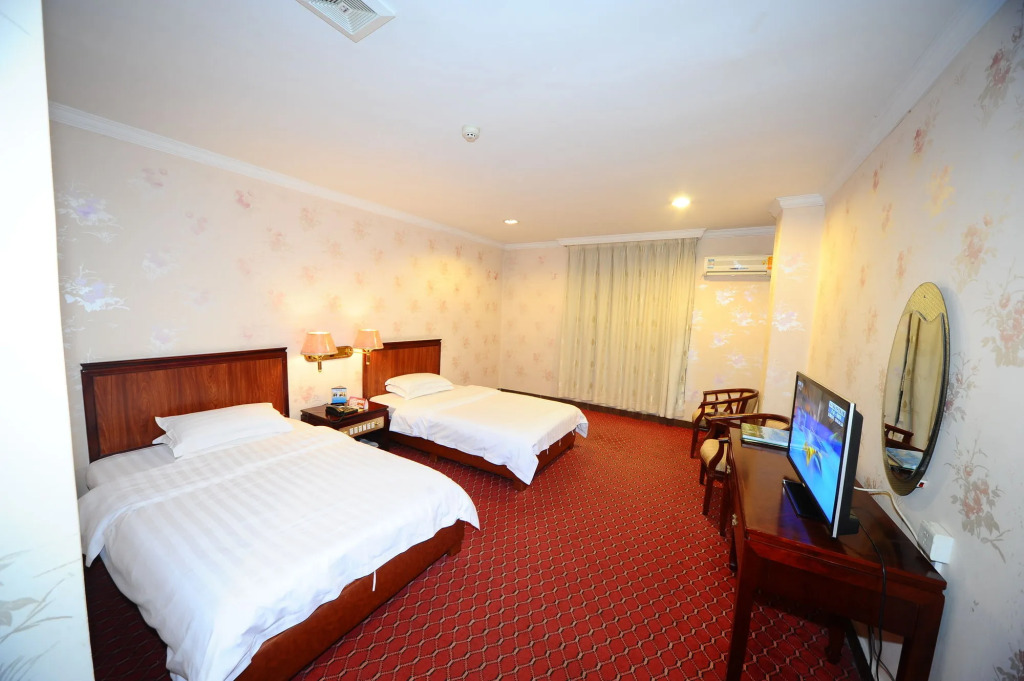 Good East Hotel