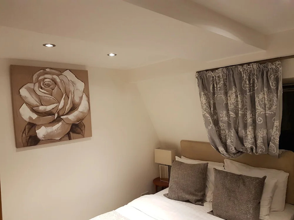 1 & 3 Bedroom Apt by Sensational Stay Serviced Accommodation - Adelphi Suites