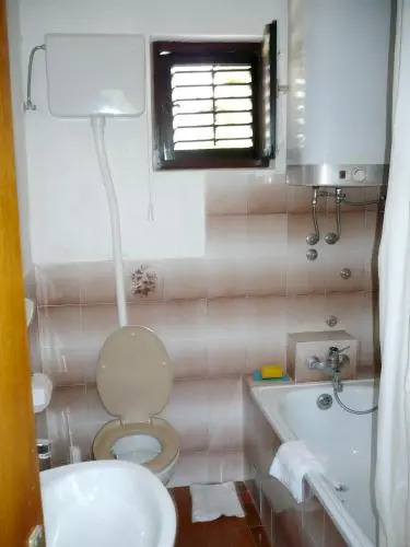 Apartment Obala Petra Kresimira Iv 1