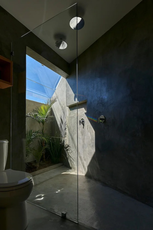 Rubina Jewel in Downtown Design Location Comfort