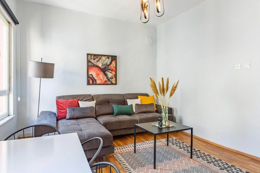 Flat Within Walking Distance to Istiklal Street