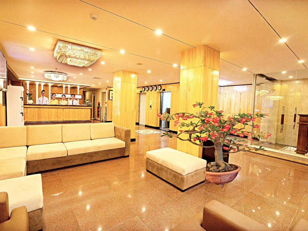 Golden Rain 2 Hotel Nha Trang Beach