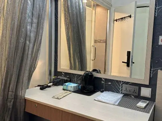 Feng Ge Shi Shang Hotel