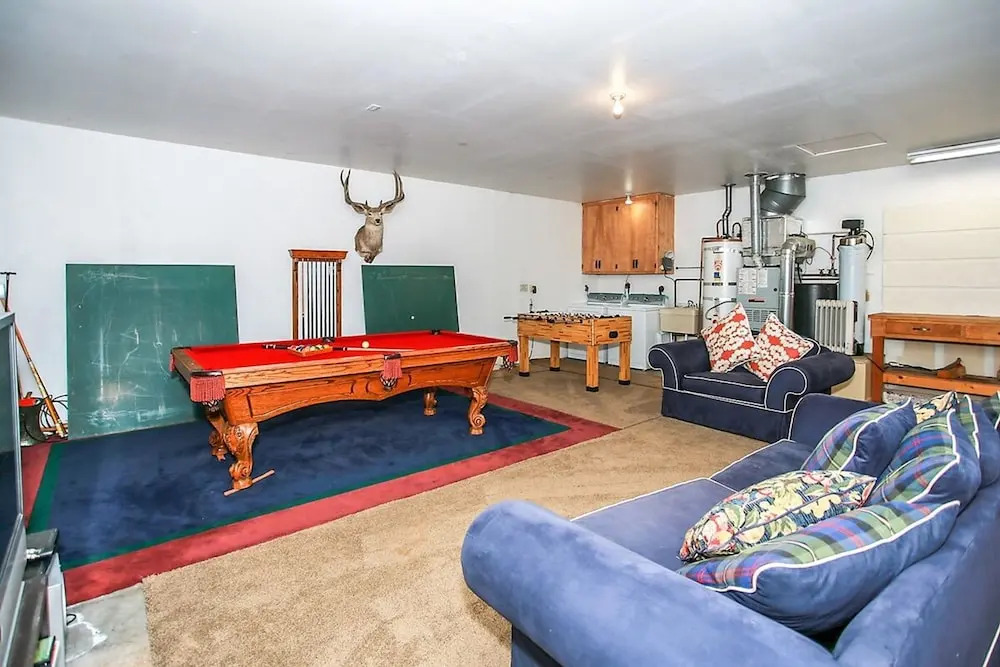 Lakeside Retreat-1830 by Big Bear Vacations