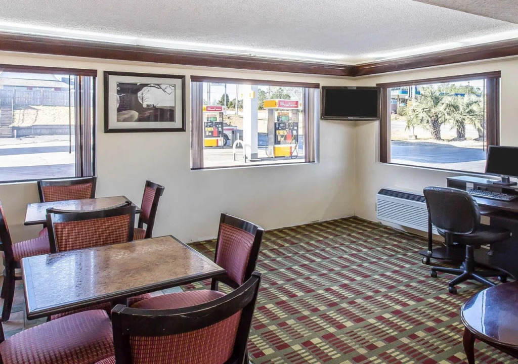 Econo Lodge Byron - Warner Robins