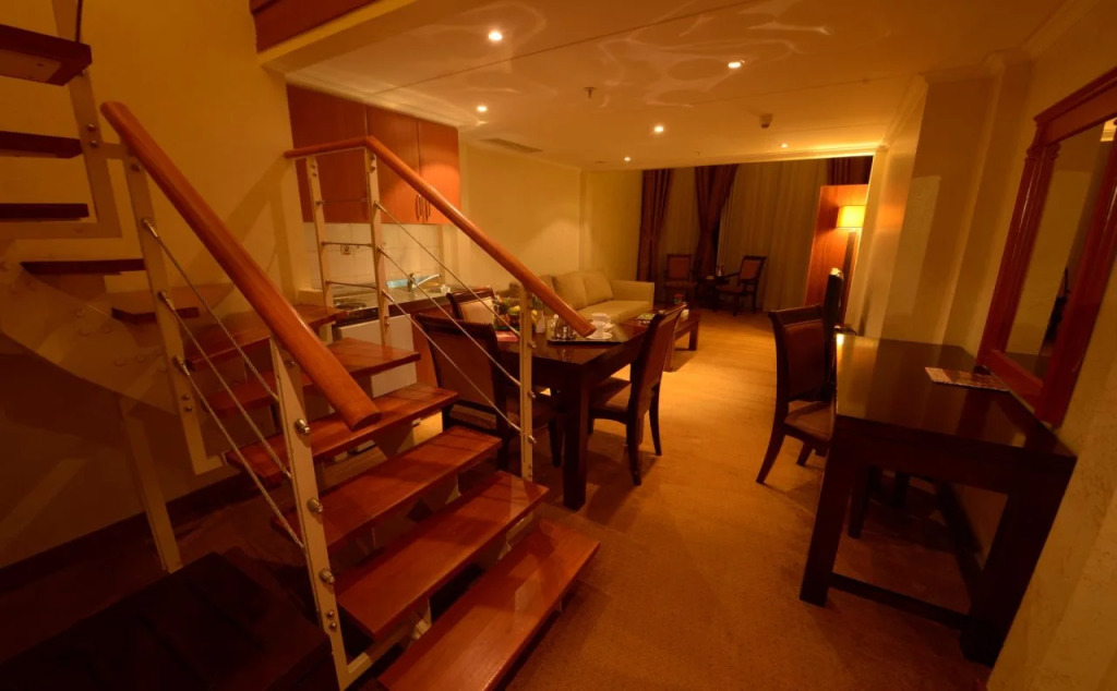 Retaj Albayt Suites