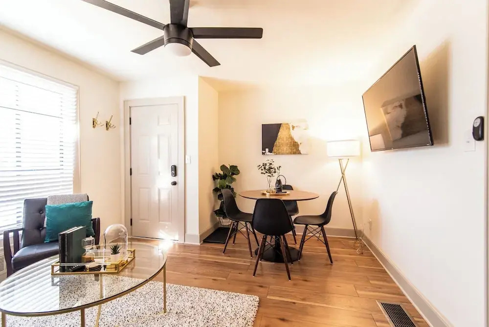 907 White Street, Unit 2, Atlanta